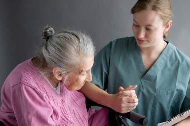 Aux urgences : difficile d’estimer la gravité des pathologies chez les sujets âgés